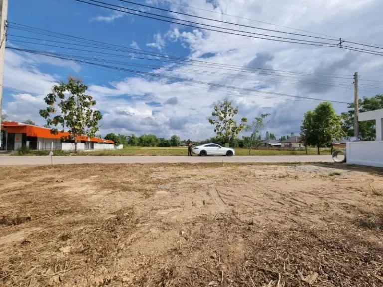 ขายที่ดินลำพูน ติดถนนหลวงชุมชนใกล้อบจลำพูน เนื้อที่ 50 ตรว อยู่ในแหล่งชุมชน ใกล้ย่านเศรษฐกิจ