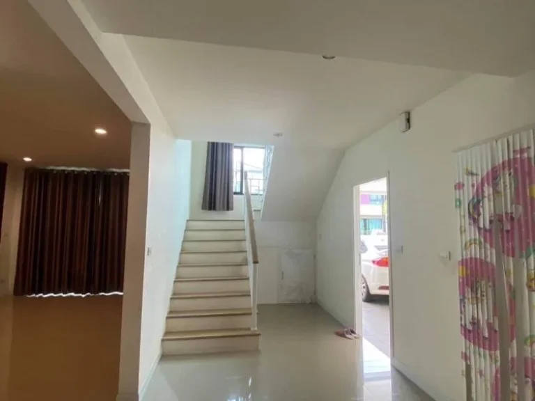 ขาย หรือให้เช่า For sale or rent บ้านเดี่ยว 2 ชั้น 2-Storey Detached house พร้อมเฟอร์นิเจอร์บางส่วน Partly furnished