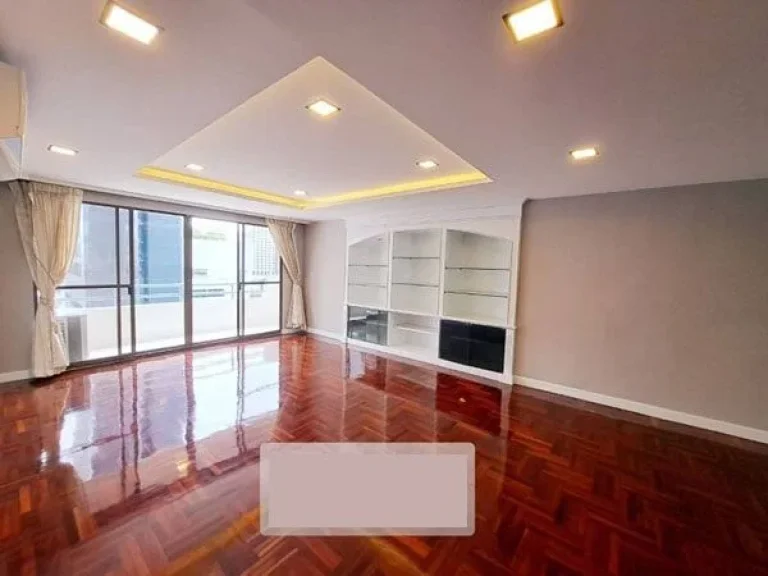 ให้เช่า คอนโด 3 ห้องนอน กว้างขวาง ใกล้ BTS อโศก For Rent A spacious 3 Bedroom Condo Near BTS Asoke