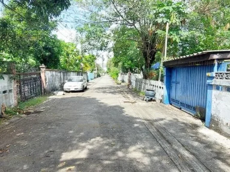 ที่ดิน รามคำแหง เดินทางสะดวกสบายใกล้สถานีรถไฟฟ้สายสีส้มและสายสีเหลือง และสถานีAir Port Link หัวหมาก