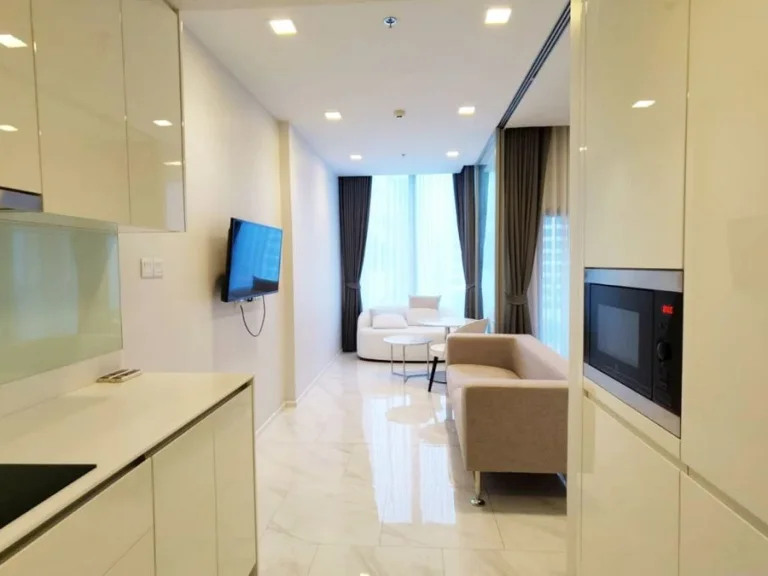 Condo Hyde Sukhumvit 11 ใกล้รถไฟฟ้า BTS สถานีนานา ขนาด 34 ตรม 1 ห้องนอน ชั้น4 วิวเมือง ตกแต่งครบ