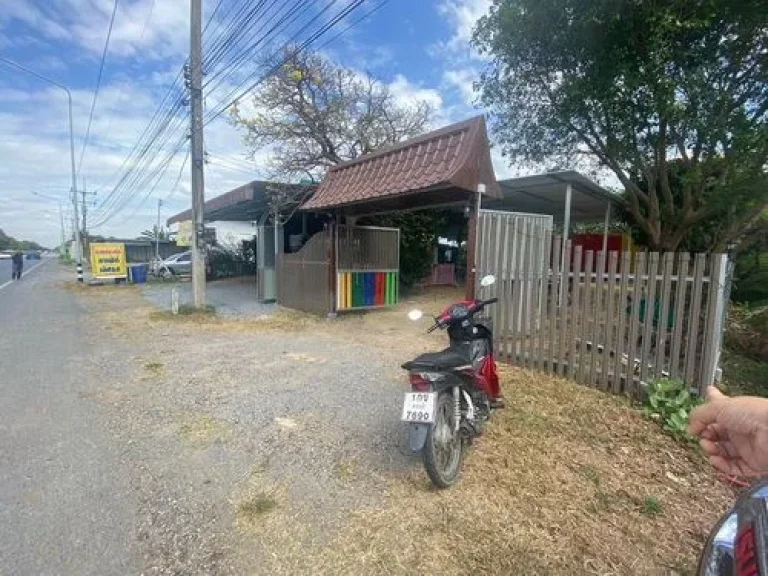 ขายที่ดินพร้อมสิ่งปลูกสร้าง ร้านก๋วยเตี๋ยว 1-1-21ไร่ ตหนองยาว อเมือง จสระบุรี