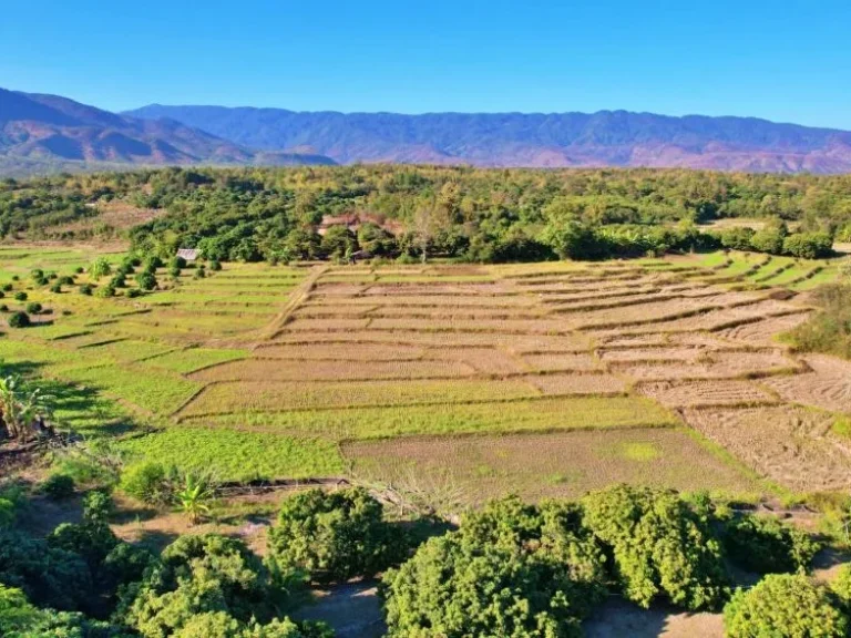 ที่ดินโฉนด 1 ไร่ วิวเขาสวยมาก เหมาะสำหรับสร้างบ้านอยู่อาศัย หรือบ้านสวน และซื้อเก็บ ไร่ละ 355000บาท