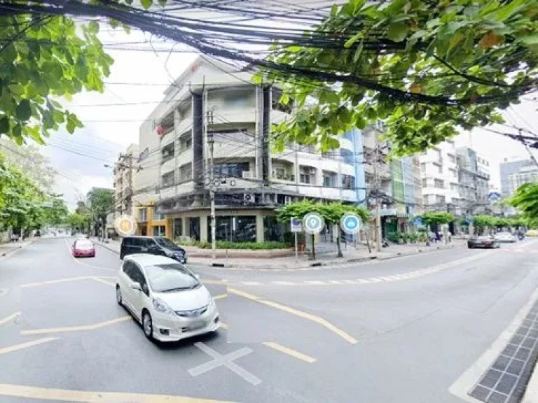 ลุมพินี 4นอน 4น้ำ rooftop ให้เช่า HOSTEL HOTEL สาทร นราธิวาส