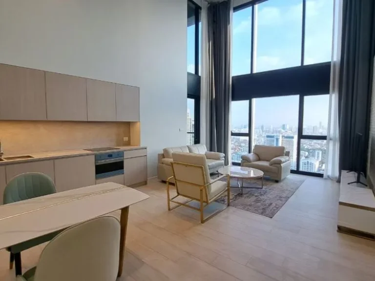 ขาย คอนโด The Lofts สีลม แบบ Duplex-2 Bedrooms ใกล้ BTS 400