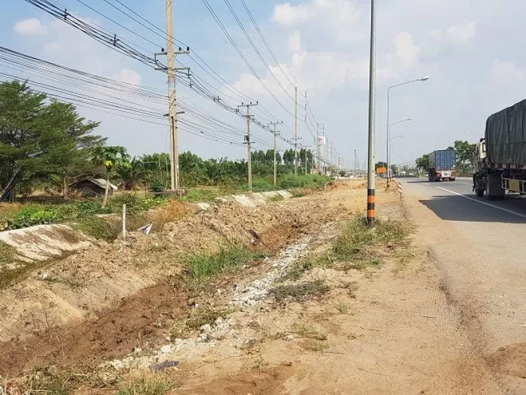 ขายที่ดิน 123 ไร่ แปลงสวยติดถนนใหญ่ ถนนสุวินทวงศ์