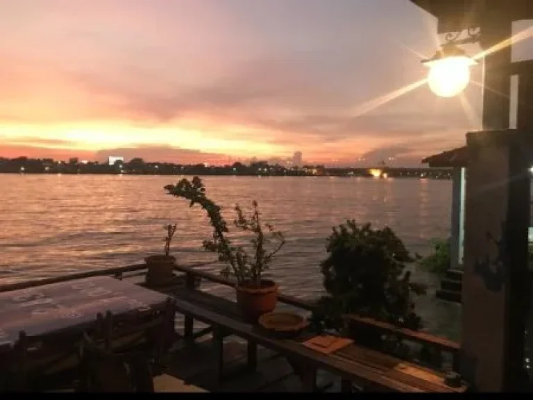 เรือนไม้ ริมแม่น้ำเจ้าพระยา เหมาะทำร้านอาหาร นนทบุรี