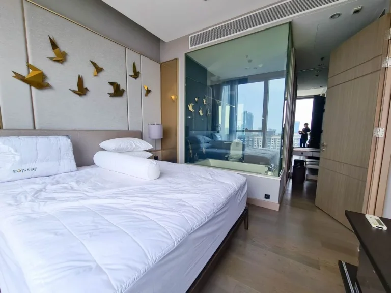 ขายคอนโด The Esse at Singha Complex 1-BR 4872 ตรม ชั้น 32