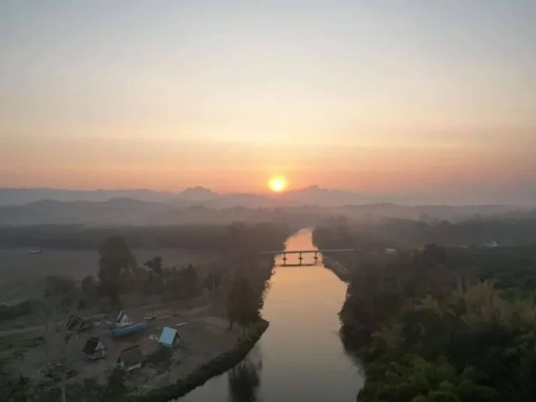 ริมน้ำสะพานหินดาด อำเภอทองผาภูมิ ถูกตำราฮวงจุ้ย หน้าติดน้ำ