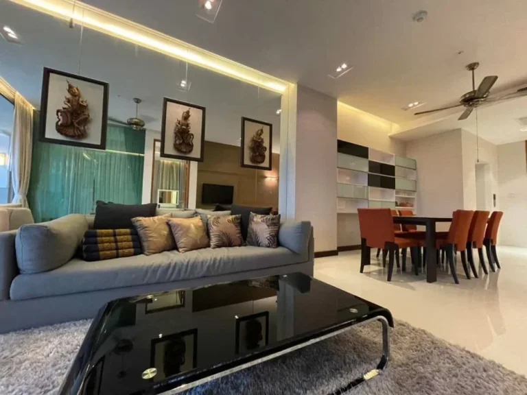 ให้เช่าคอนโดหรู วิวทะเล Luxury 2 Beds Beachfront Condo in