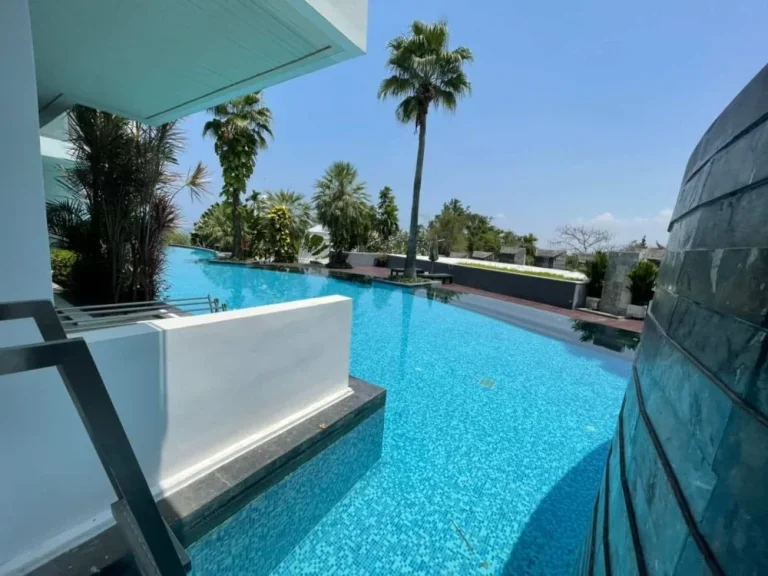 ขายและให้เช่า คอนโดหรู ติดหาดและเดินลงสระว่ายน้ำ Luxury Pool