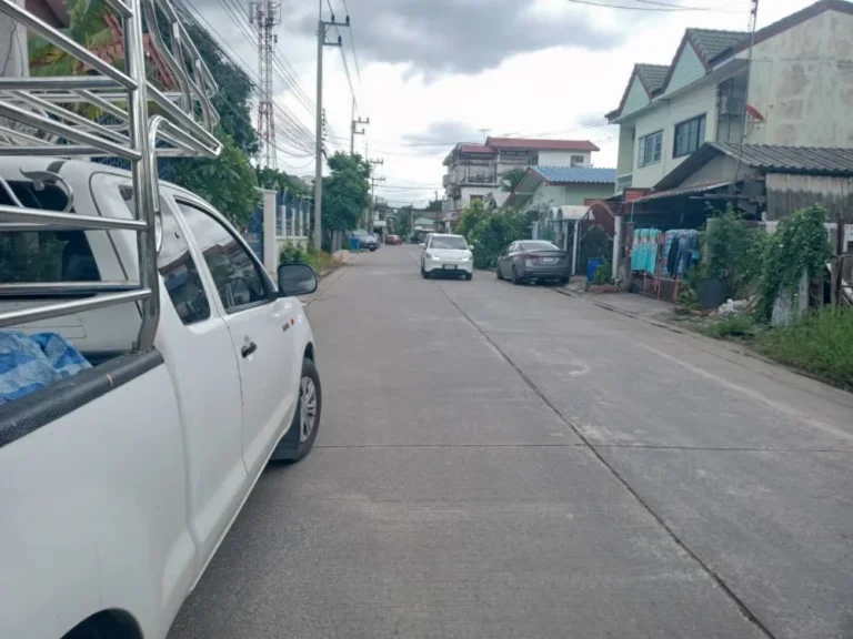 ที่ดินเปล่า ลำลูกกา ปทุมธานี แปลงที่ดินสี่เหลี่ยม 30 ตรว