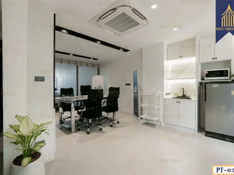 ทาวน์โฮม Home office LUXE 35 Ratchada-Ladprao ลักซ์ 35