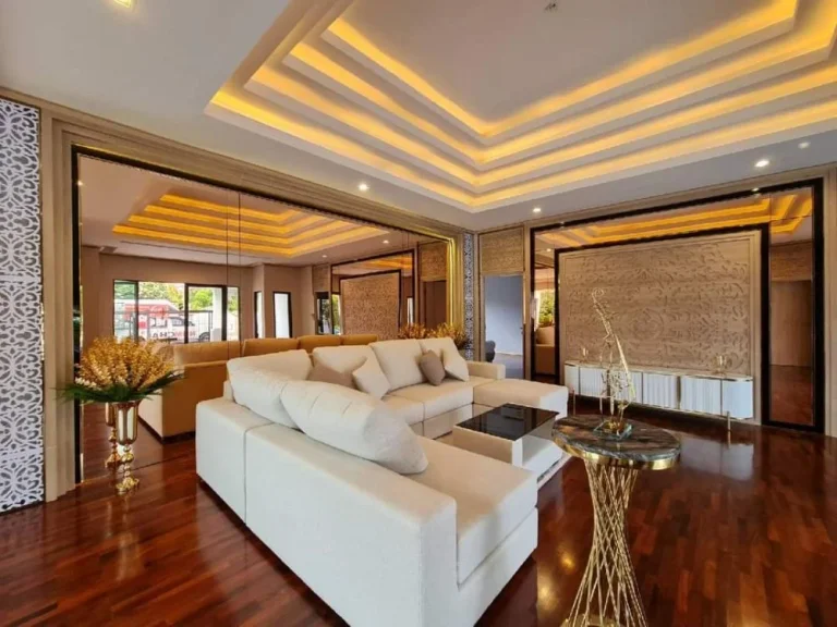 Sale Luxury Pool Villa 4 Beds South Pattayaขายบ้านพูลวิลล่า