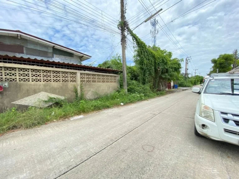 ขายที่ดินพร้อมบ้านครึ่งปูนครึ่งไม้ ซอยเฉลิมพระเกียรติ