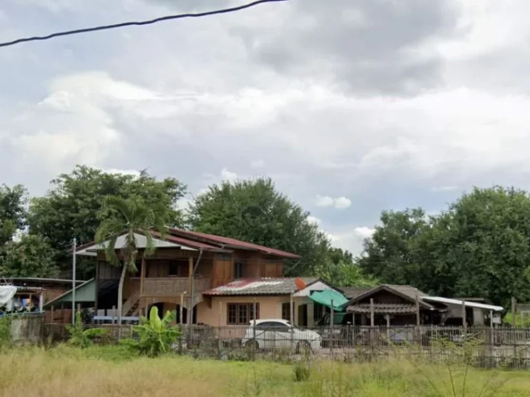 ขายบ้านเก่าติดถนนซุปเปอร์ทำเลดีแถวสารภีโฉนดพร้อมโอน