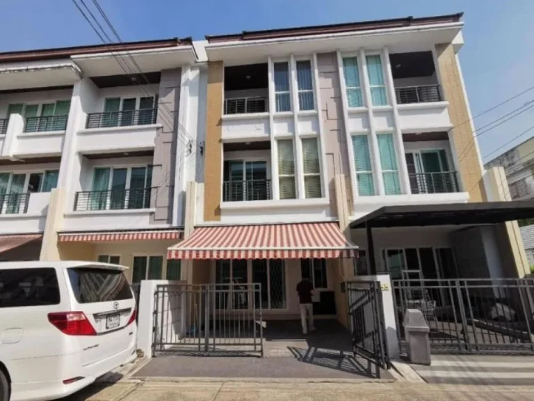 ขายทาวน์โฮม3 ชั้น บ้านกลางเมือง S-Sense พระราม9-ลาดพร้าว