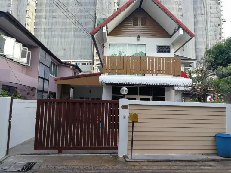 บ้านให้เช่า ในซอยพหลโยธิน 24 บ้านเดี่ยว เนื้อที่ 30 ตรวา