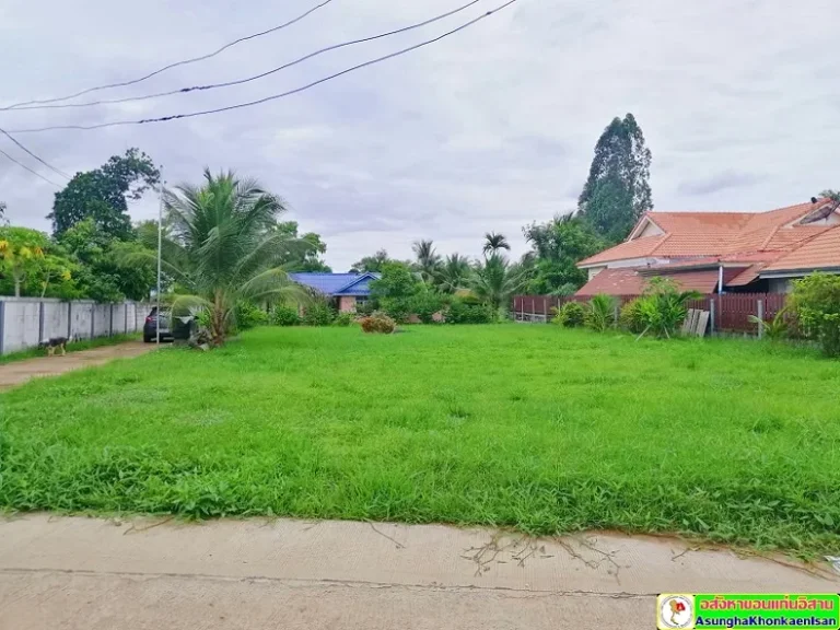 ที่ดินติดถนนในตัวหมู่บ้านหนองหิน พร้อมบ้านชั้นเดียว เดินทางสะดวก เงียบสงบแต่ไม่ห่างจากสิ่งอำนวยความสะดวก เหมาะทำบ้านสวนหรือหอพักเป็นอย่างมาก เมืองขอนแ