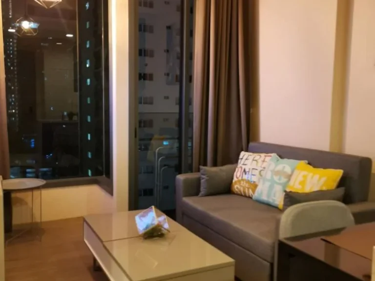 ให้เช่าcondo Esse Asoke ติด bts asoke ราคา30000บาท ชั้น15 ขนาด 37 ตรม 0972989594