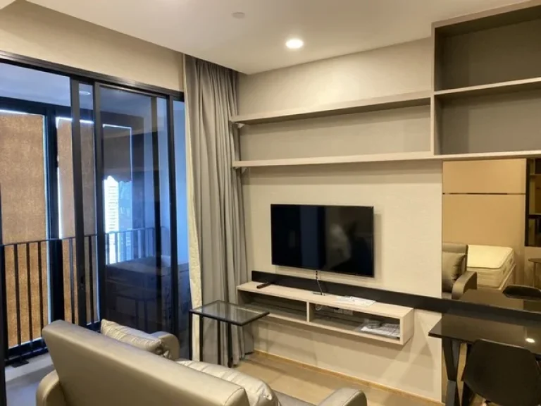 Rent Condo Ashton Chula-Silom 34 sqm fr 25 fully furnished near samyan