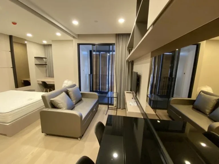 Rent Condo Ashton Chula-Silom 34 sqm fr 25 fully furnished near samyan