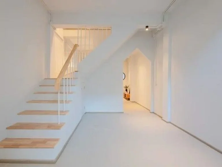 ขาย Townhome หลังใหญ่ Modern Minimal style ย่านเจริญกรุง