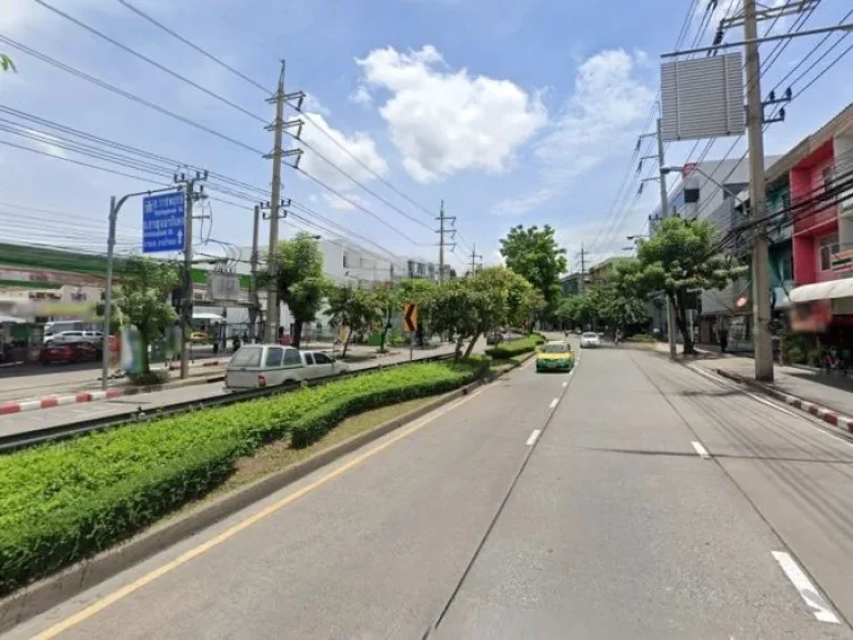 ขายที่ดินพร้อมสิ่งปลูกสร้าง ติดถนนจรัญสนิทวงศ์ ใกล้ MRT