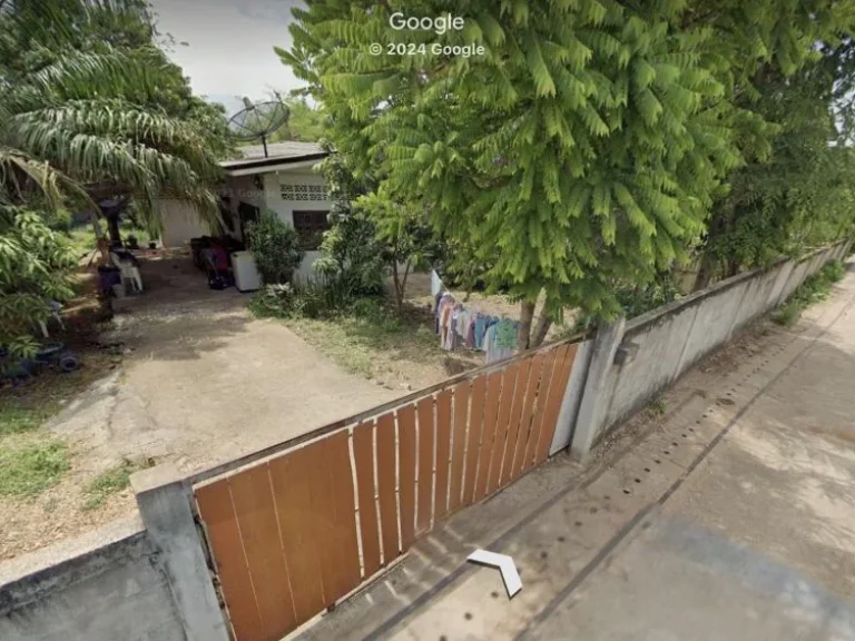 ที่สวนพร้อมบ้านหลังเล็ก 2 หลัง ในบ้านสบทก ตำบลสบปราบ