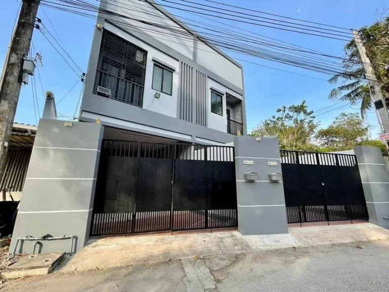 ขายบ้านทาวน์เฮาส์ 2 ชั้น 22 ล้าน ห้วยใหญ่ Townhouse for sale