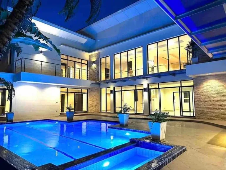 ขายบ้านพูลวิลล่า กลางใจเมือง พัทยา Pool Villa For Sale