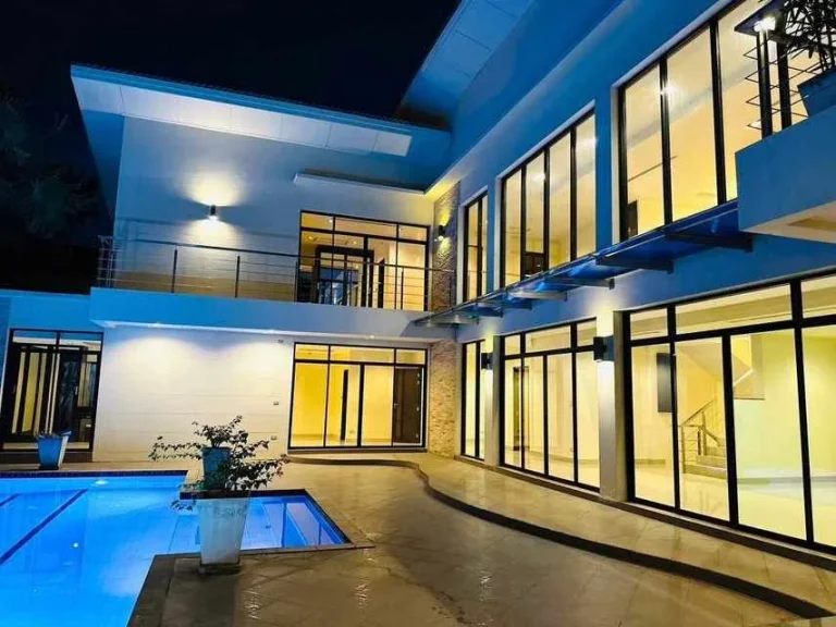 ขายบ้านพูลวิลล่า กลางใจเมือง พัทยา Pool Villa For Sale