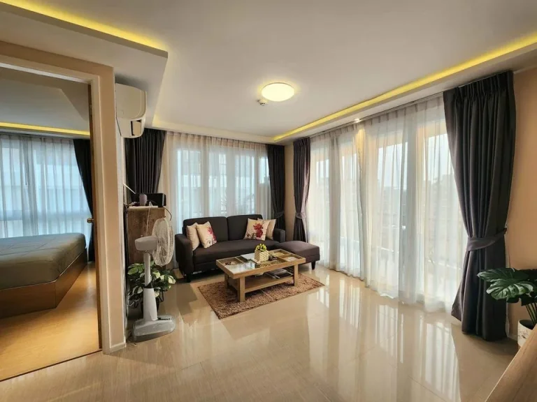 Corner unit 1 bedroom at Estanan Condo ตั้งอยู่