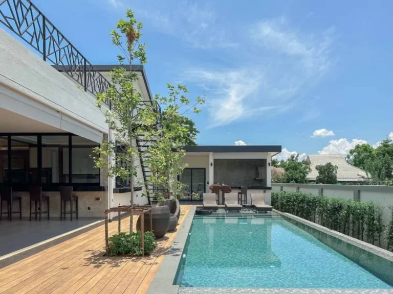 บ้านพลูวิลล่า Pool Villa กลางเมือง ตำบลป่าแดด เชียงใหม่