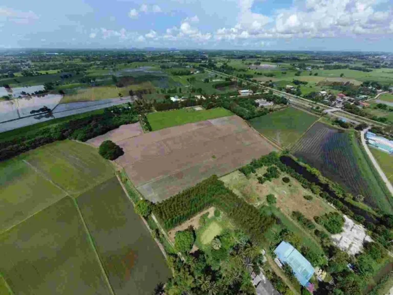 ขายที่ดินเปล่า โฉนดครุฑแดงติดถนนคอนกรีต ทำเลทอง จสุพรรณบุรี