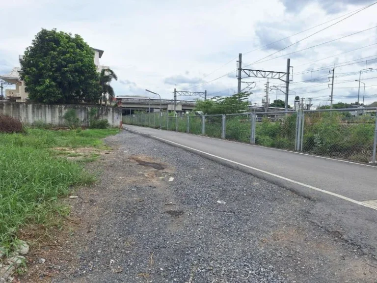 ขายที่ดินเปล่า 100 ตรว ทำเลสวย ติดสถานีรถไฟฟ้าหลักหก