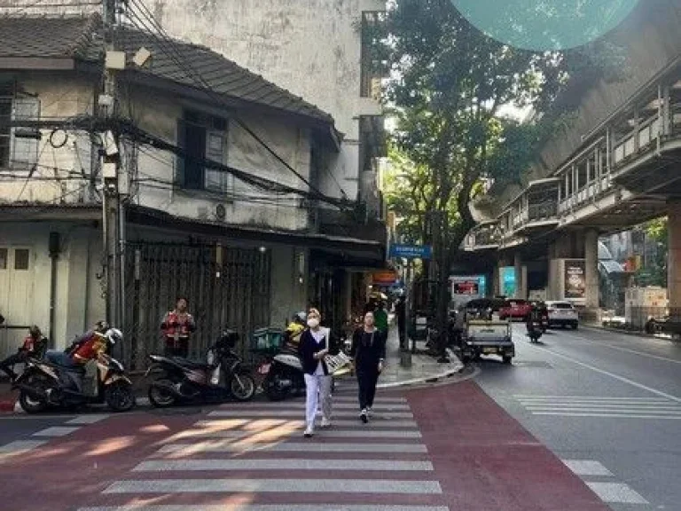 เซ้งร้านชาบูหม่าล่าพร้อมอุปกรณ์ ร้านอยู่ซอยศาลาแดง 1 ห้อง