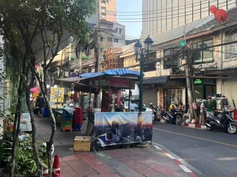 เซ้งร้านชาบูหม่าล่า ถนนสีลม พร้อมอุปกรณ์