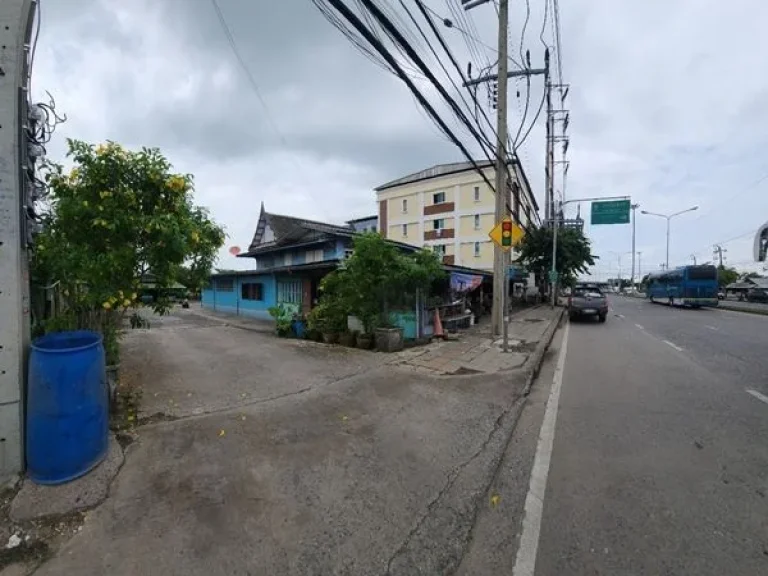 ขายที่ดิน ถนนหลวงแพ่ง ลาดกระบัง พื้นที่ 100 ตรว