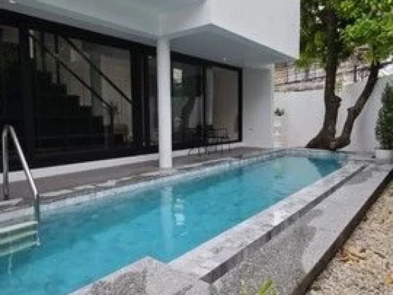 ขายบ้านเดี่ยว 3 ชั้น Pool Villa เลียบด่วนรามอินทรา