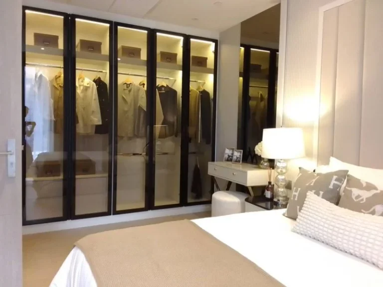 ขายคอนโด 3252ตรม 1bedroom suite ห้องใหม่ พร้อมเฟอร์ฯ ใหม่