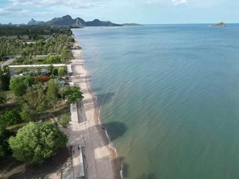 ที่ดิน ติดทะเล 260 ตรว คลองวาฬ ประจวบฯ หาดทรายสวย น้ำทะเลใส