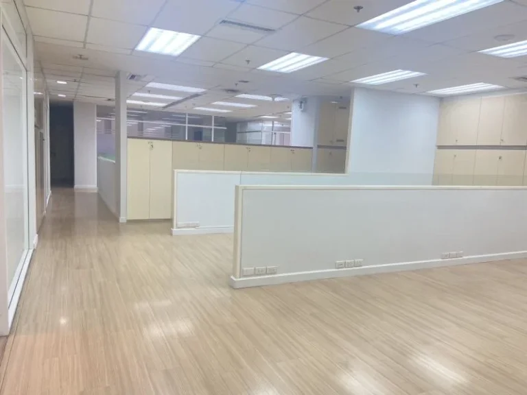 ประกาศให้เช่า Office ที่ Sathornthani 2 - ทำเลดีเยี่ยม