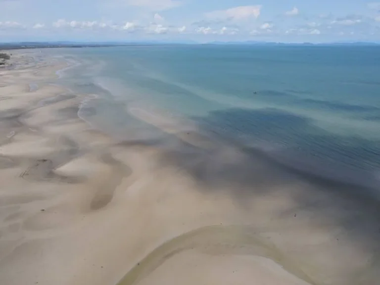 ด่วน ขาย ที่ดินติดทะเล ระยอง 4 ไร่ หาดส่วนตัว หาดสวย ทำเลดี