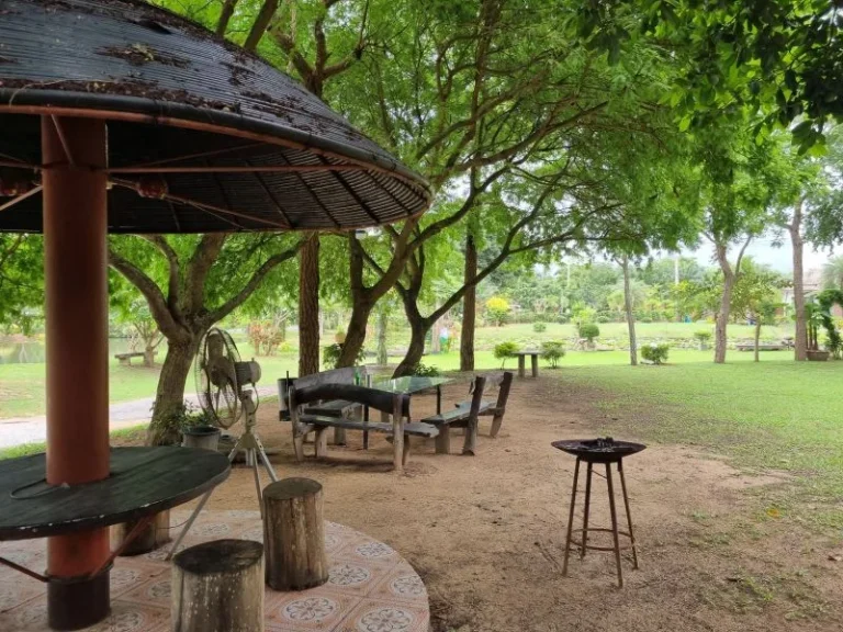 บ้านสวน ทำเลทอง ติดลำคลองธรรมชาติ ใกล้หาดบ้านอำเภอ บางเสร่