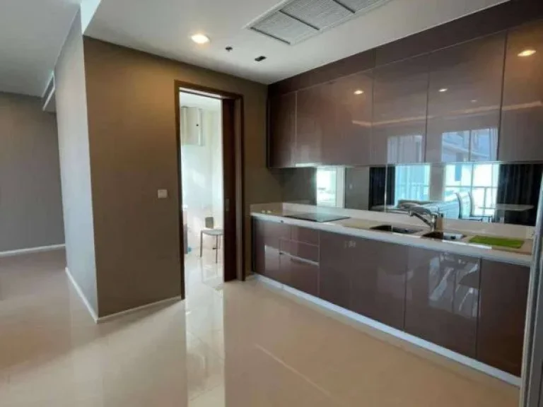 ขายพร้อมผู้เช่า คอนโดสุดหรู MENAM RESIDENCES แต่งสวย