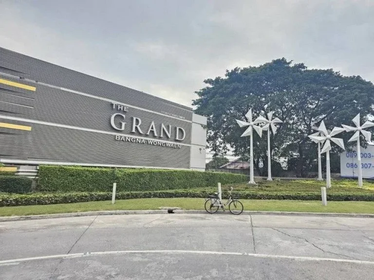 ขายบ้าน The Grand บางนา-วงแหวน หน้าบ้านวิวสวนร่มรื่น