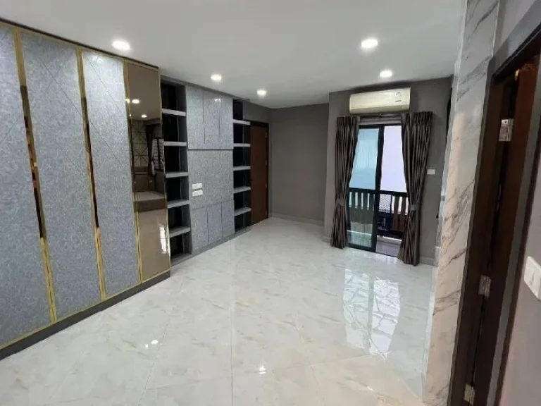 For Rent ให้เช่าบ้านเดี่ยว 3 ชั้น หลังใหญ่ Modern Style