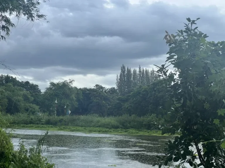 ที่ดินติดน้ำสวย ราคาจับต้องได้ ใกล้ กรุงเทพ