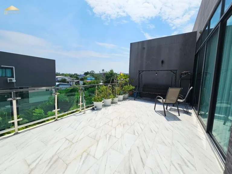 ขายบ้านเดี่ยว 3 ชั้น Verona by อุ่นไอรัก Pool Villa - Fully